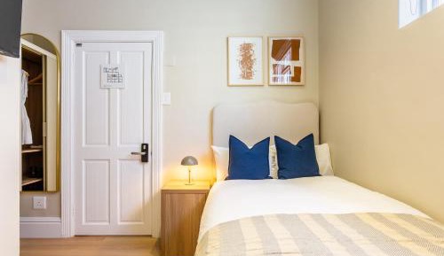 Standard Single Room with Shower