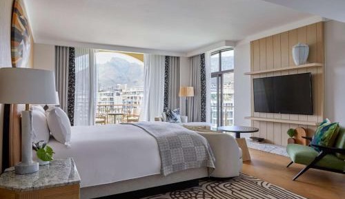 1 Bedroom Marina Suite