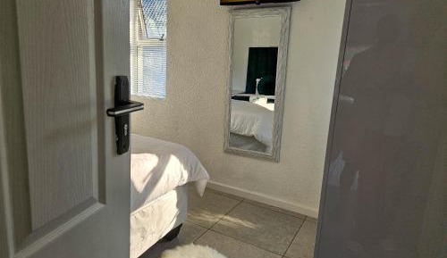 Single Room with Private Bathroom