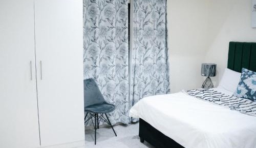 Basic Apartment