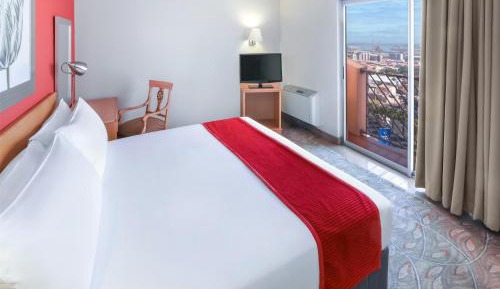 Executive King Room - Non-Smoking