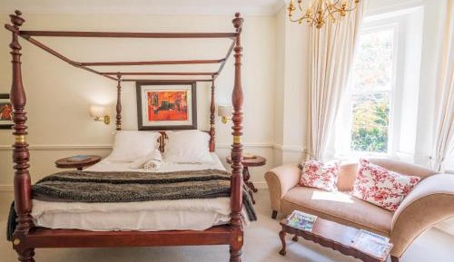 Deluxe King Suite