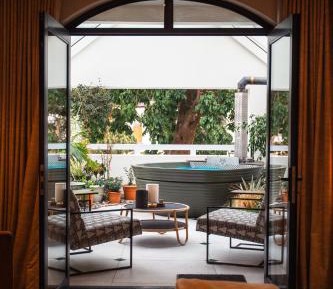 Suite with Hot Tub