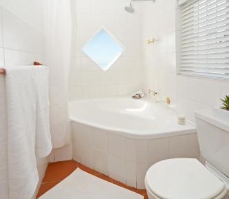 Standard Twin Room with Courtyard View