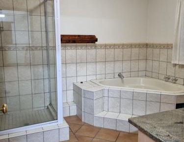 Deluxe Double Room with Bath