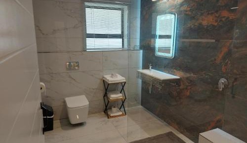 Comfort King Room