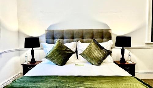 Superior King Room