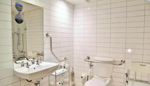 Standard Double Room - Disability Access