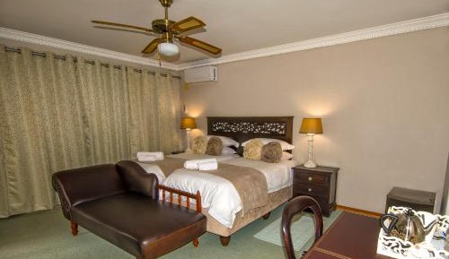 Deluxe Double or Twin Room with Pool Access