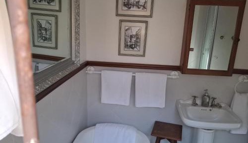 Double or Twin Room with Private Bathroom