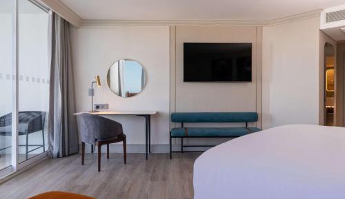 Collection Premium Room - Balcony and Marina View
