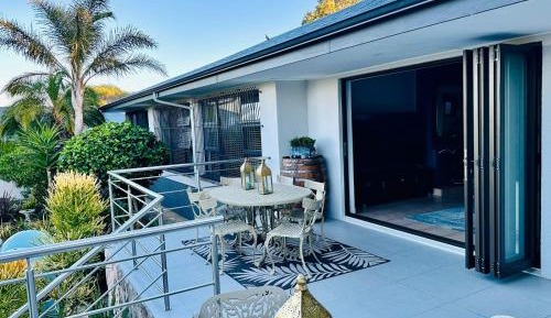 Three-Bedroom Vacation Home 