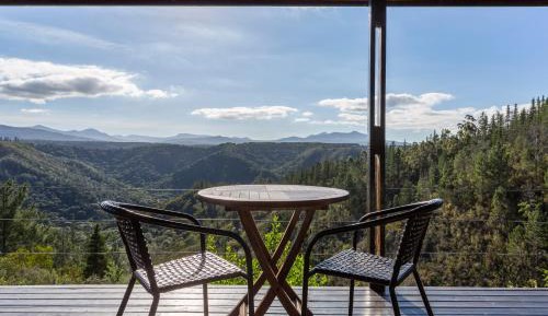 Blue Sky Ultimate Honeymoon Cottage