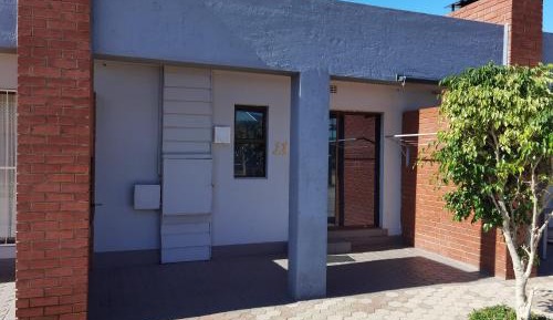 One-Bedroom Apartment with Patio (4 Adults) - 11