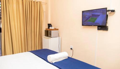 Deluxe King Suite