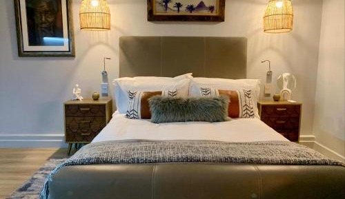 Deluxe Queen Room