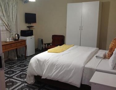 King Room with Garden View