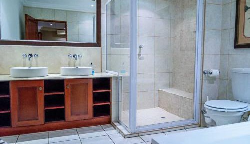 Suite with Garden View