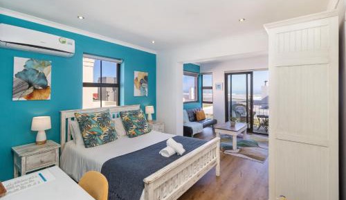 Queen Suite with Sea View