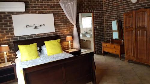 Queen Room