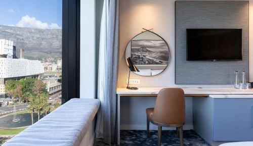 Standard Room with Mountain View