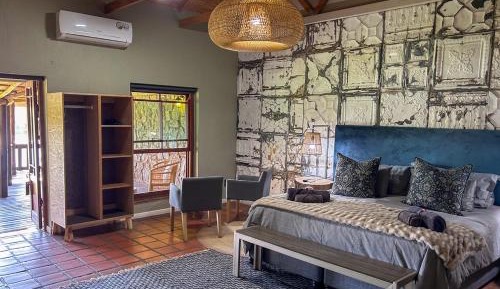 Luxury King Room