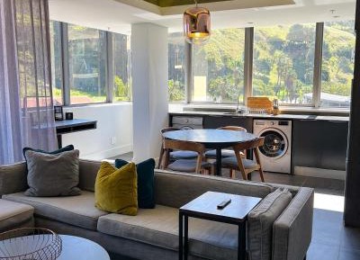 One Bedroom Apartment