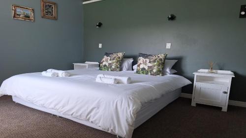 Luxury King Room