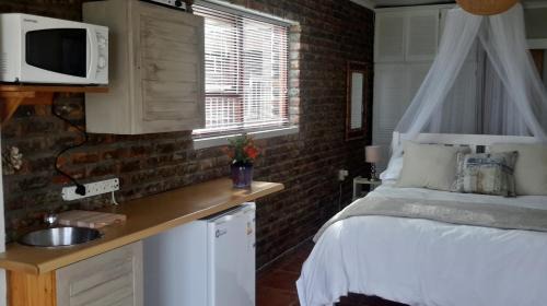 One-Bedroom Apartment - Sea Front