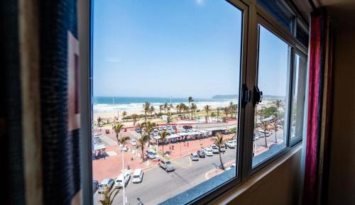 Family Room with Sea View
