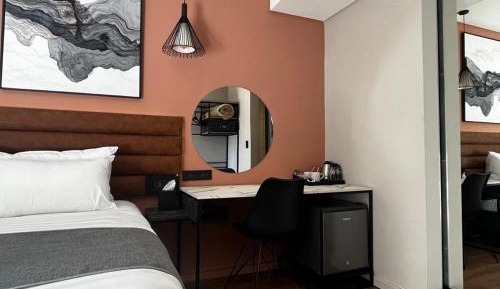 Standard King Room