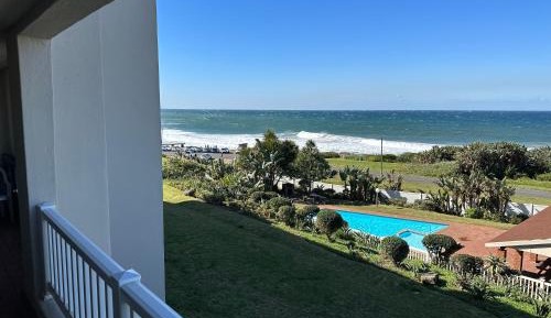 Three-Bedroom Apartment - Oceanfront