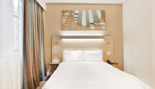 Standard Double Room - Non-Smoking