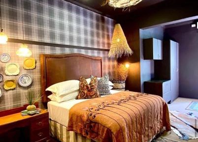 Standard King Room