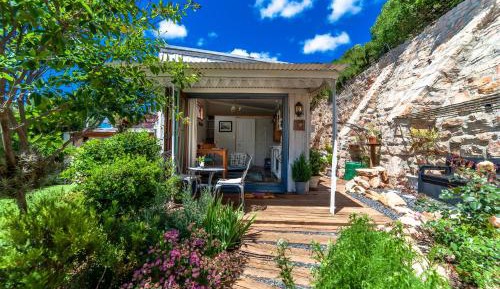 Studio with Garden View