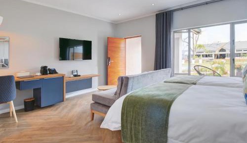 Superior Double or Twin Room with Garden View