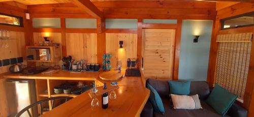 Studio Apartment with Lagoon View