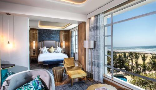 Junior Suite with Sleeper Couch Smoking