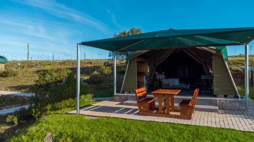 Tent (2 Adults) 