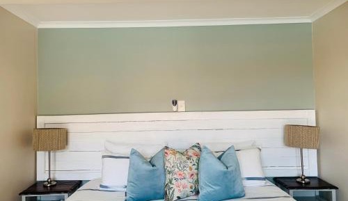 Deluxe Double or Twin Room with Pool View