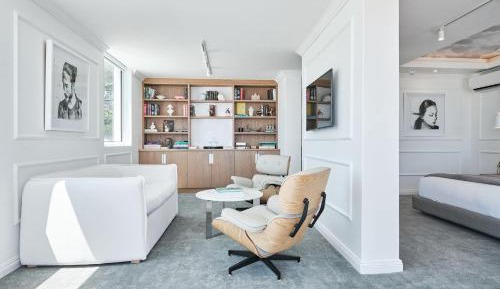 Junior Sea Facing Suite