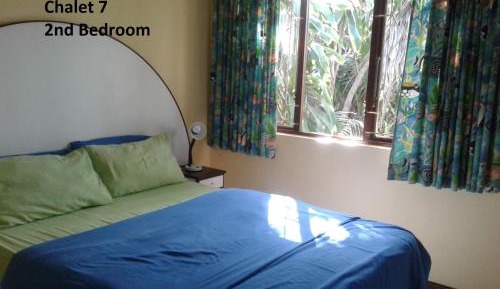 Chalet with Sea View (7 Adults)