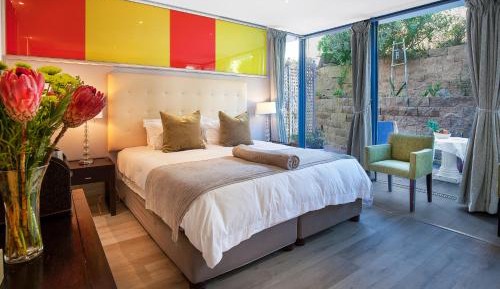 Double or Twin Room with Mountain View