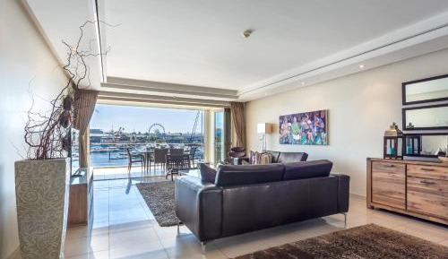 Apartment with Sea View - Penrith 103