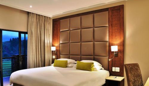 Suite with King Bed