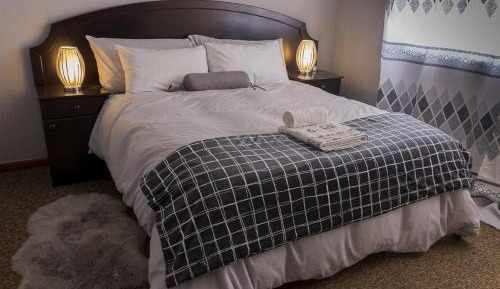 Double or Twin Room with Private External Bathroom