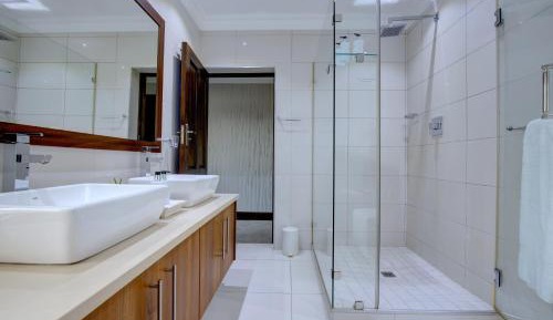 Superior Suite 3