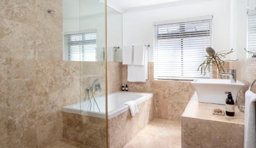 Superior King or Twin Room with Sea View