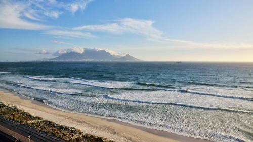 Sea facing Table Mountain twin room 