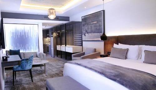 Superior Suite